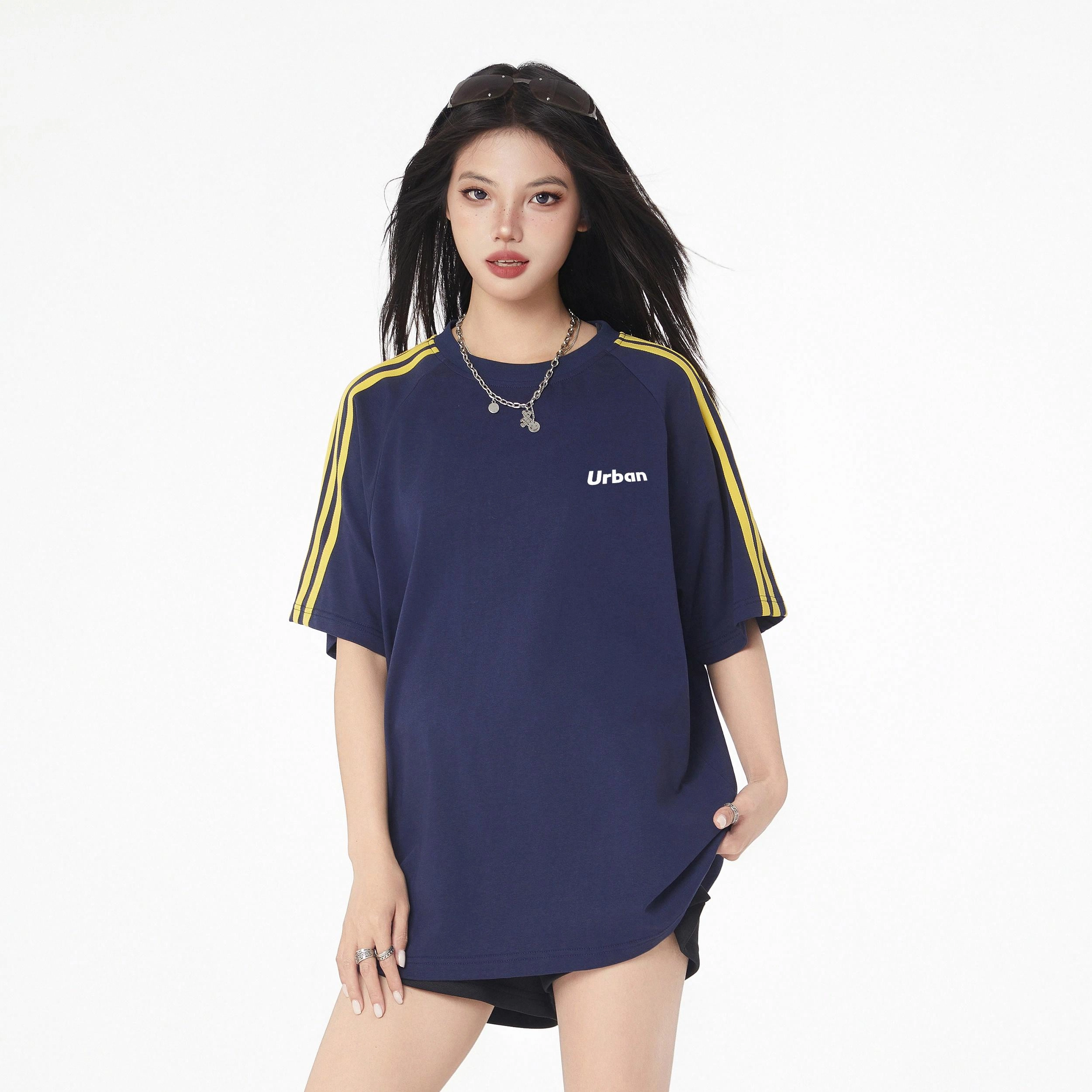 URBAN AUTHENTIC T