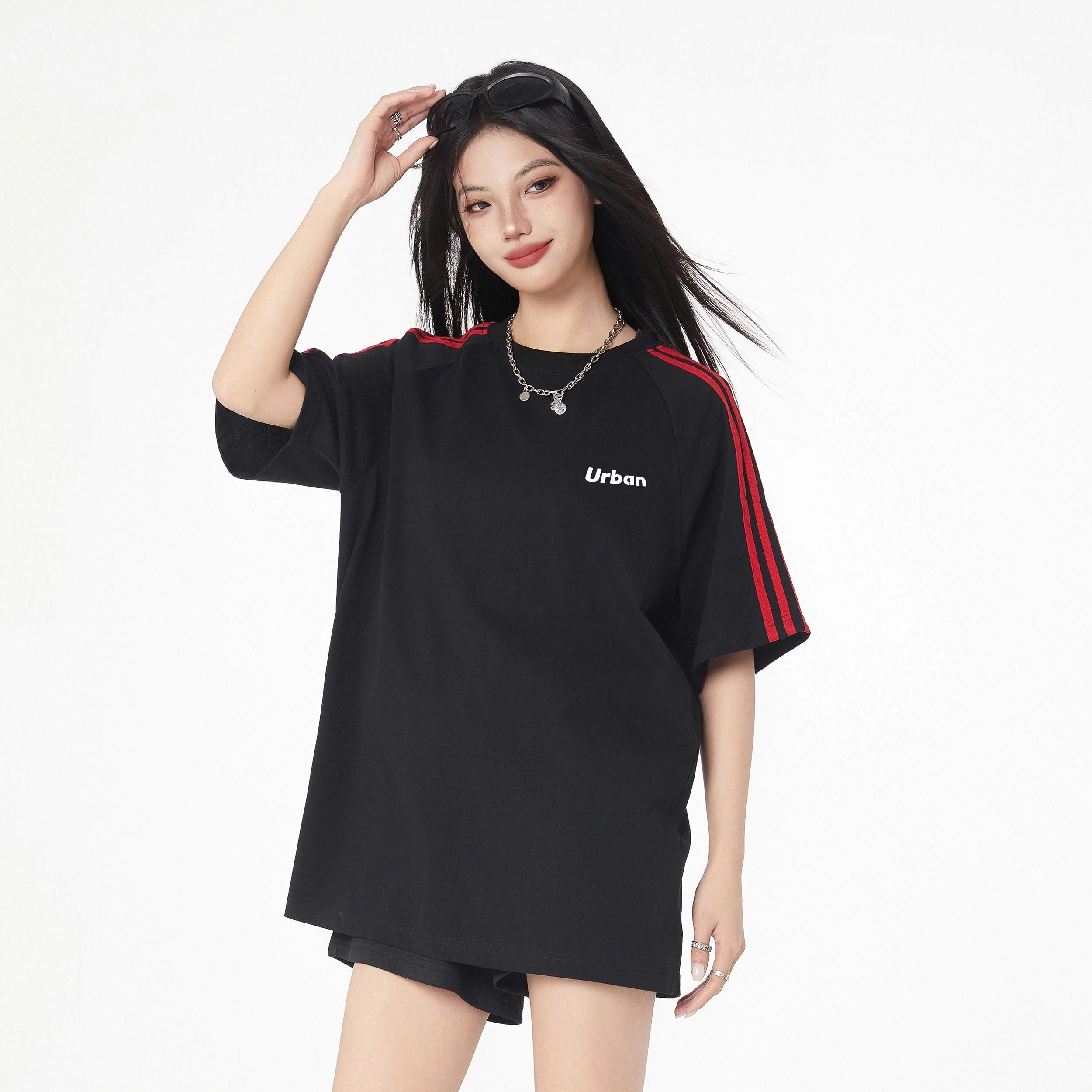 URBAN AUTHENTIC T