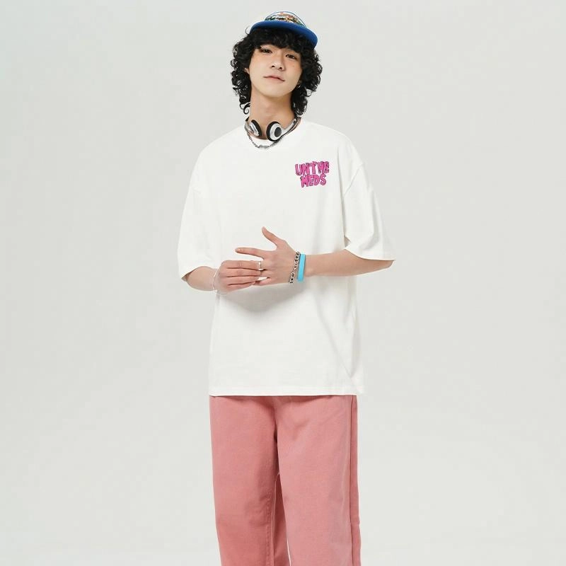 UNthemed T