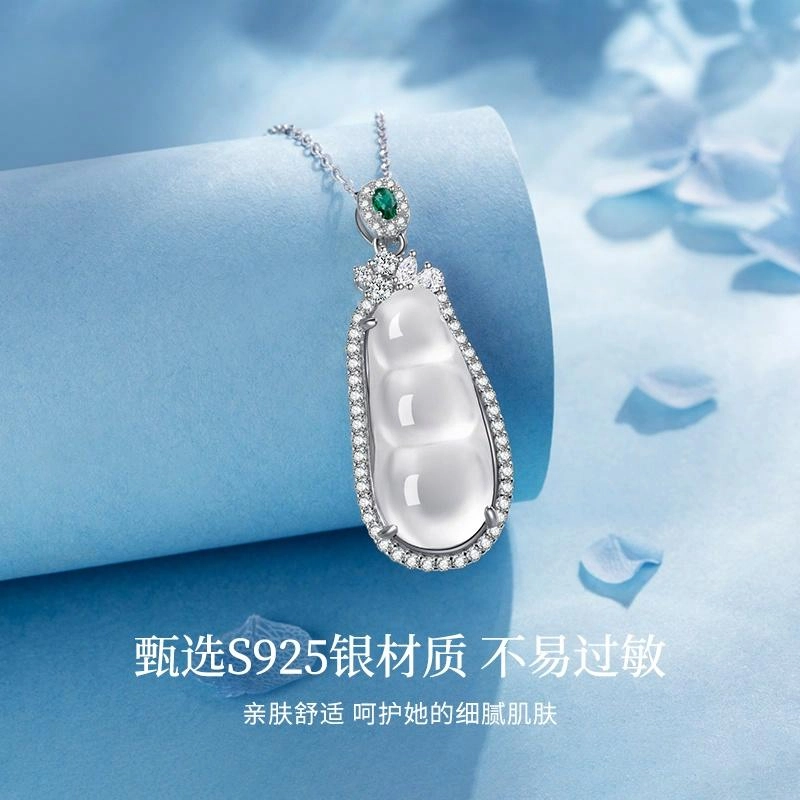 周纪福 新中式小福豆吊坠 轻奢质感 玉髓 项链 女款