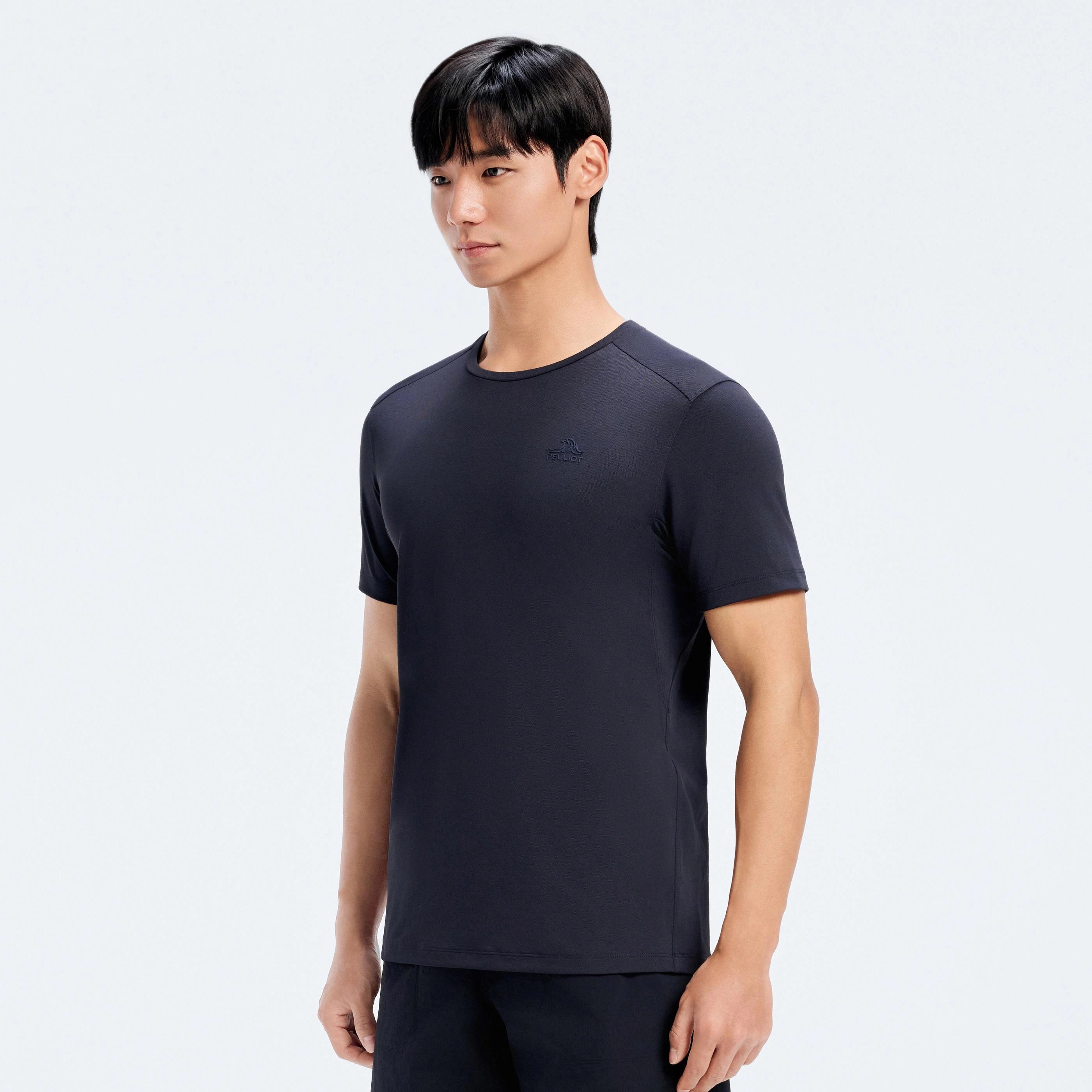 PELLIOT T