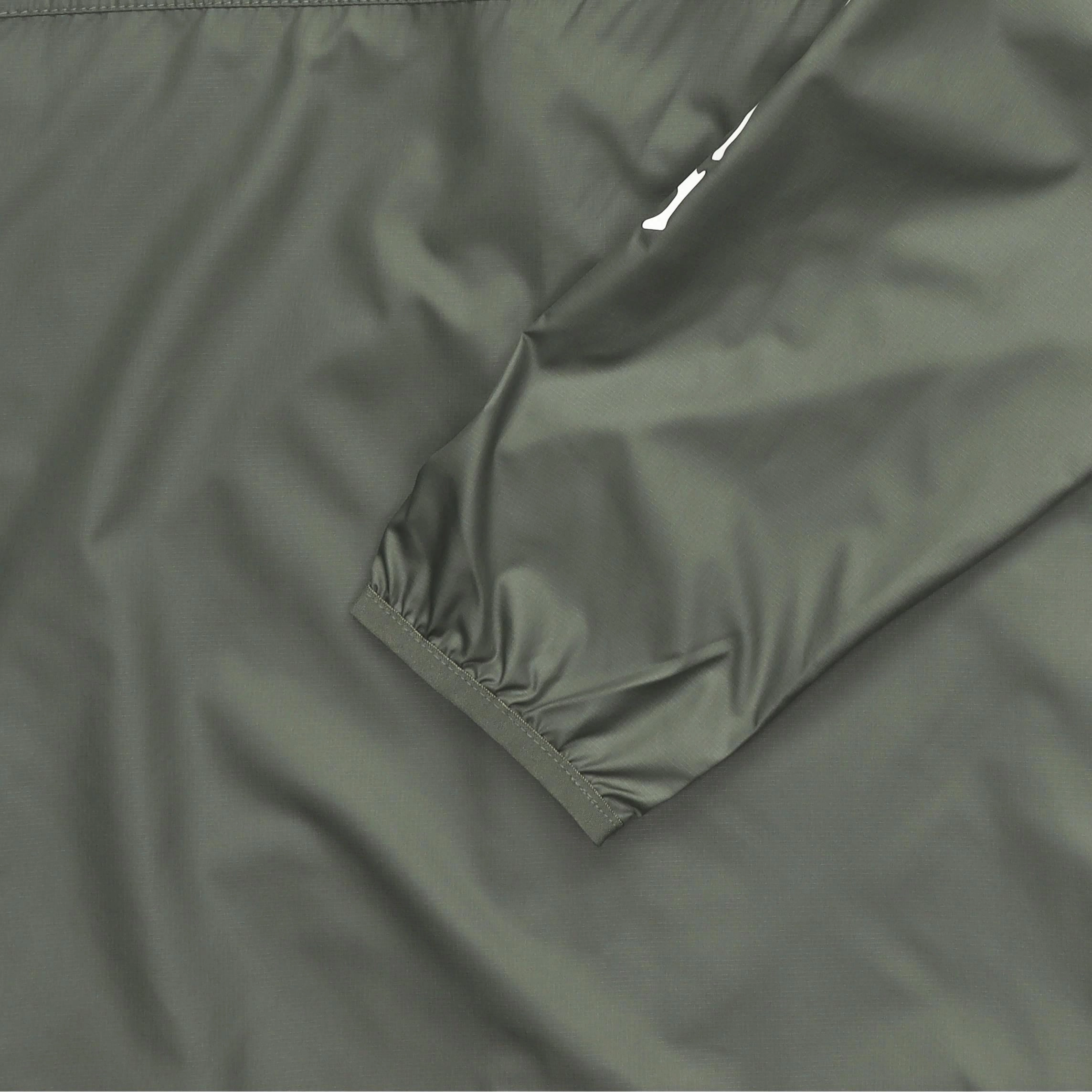 THE NORTH FACE M SLV GPRHC CYCL HDY Logo