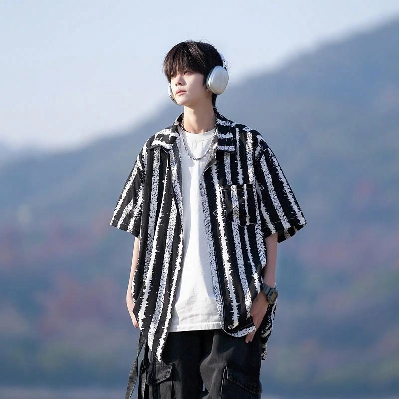 Fakeyoung
