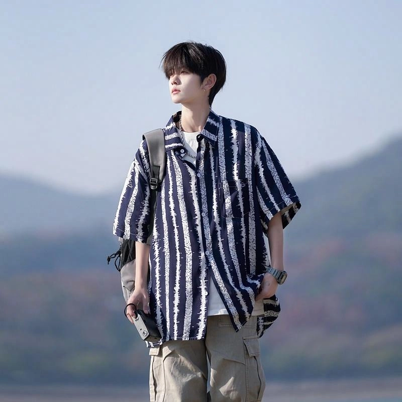 Fakeyoung