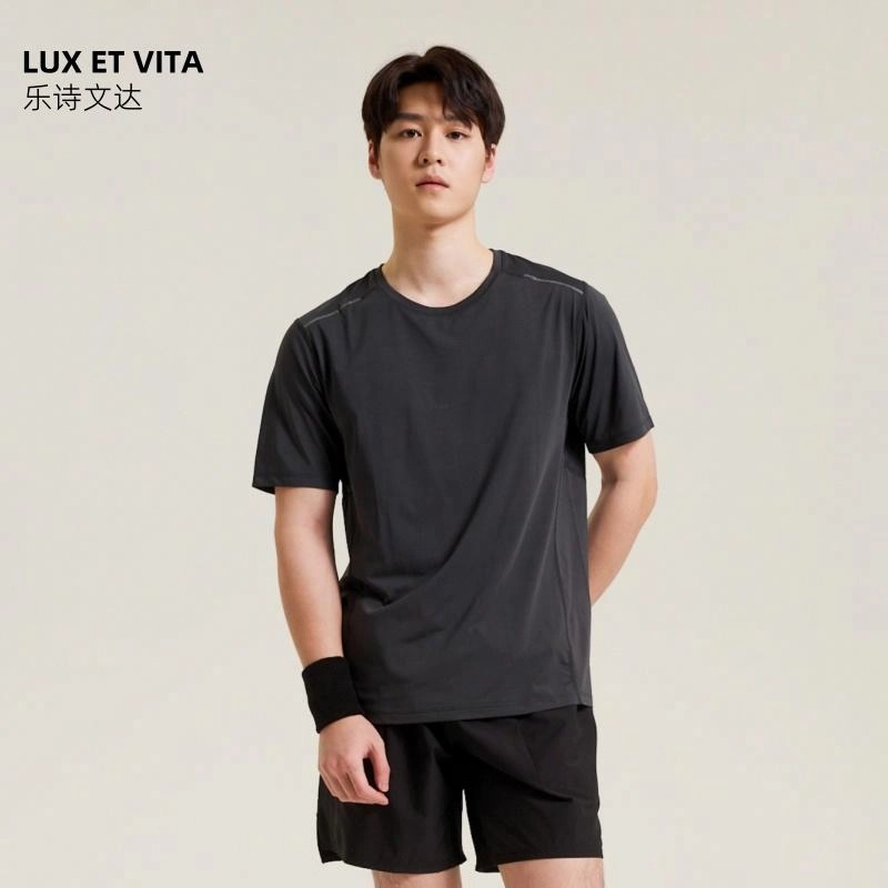 LUX ET VITA T