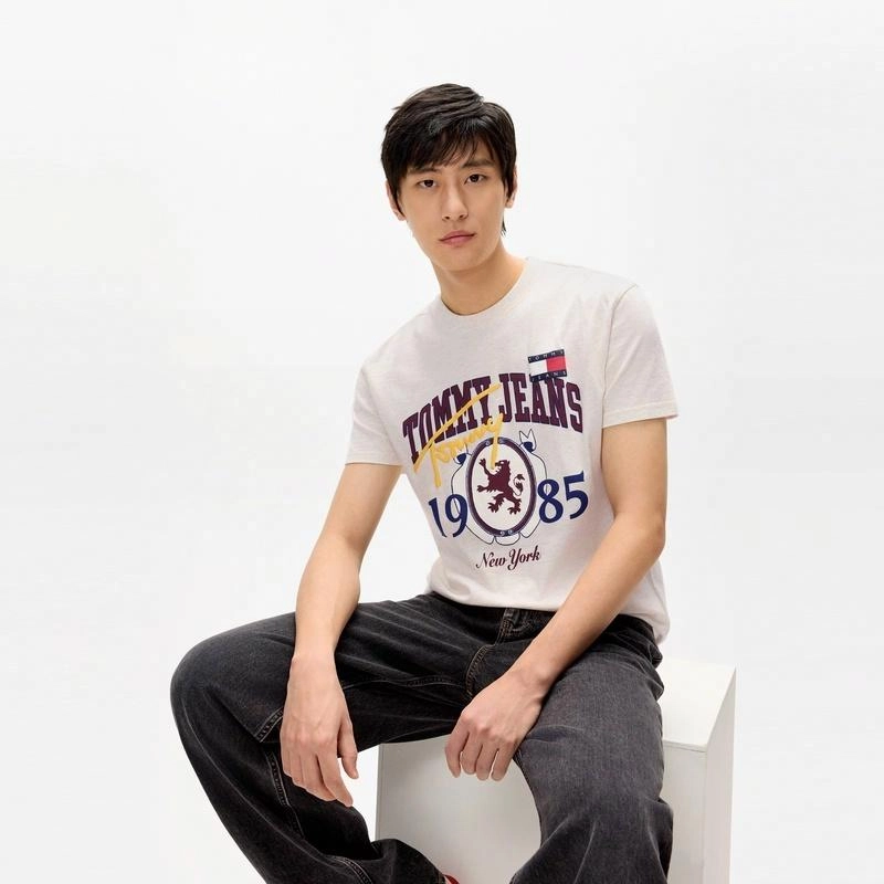 Tommy Hilfiger T