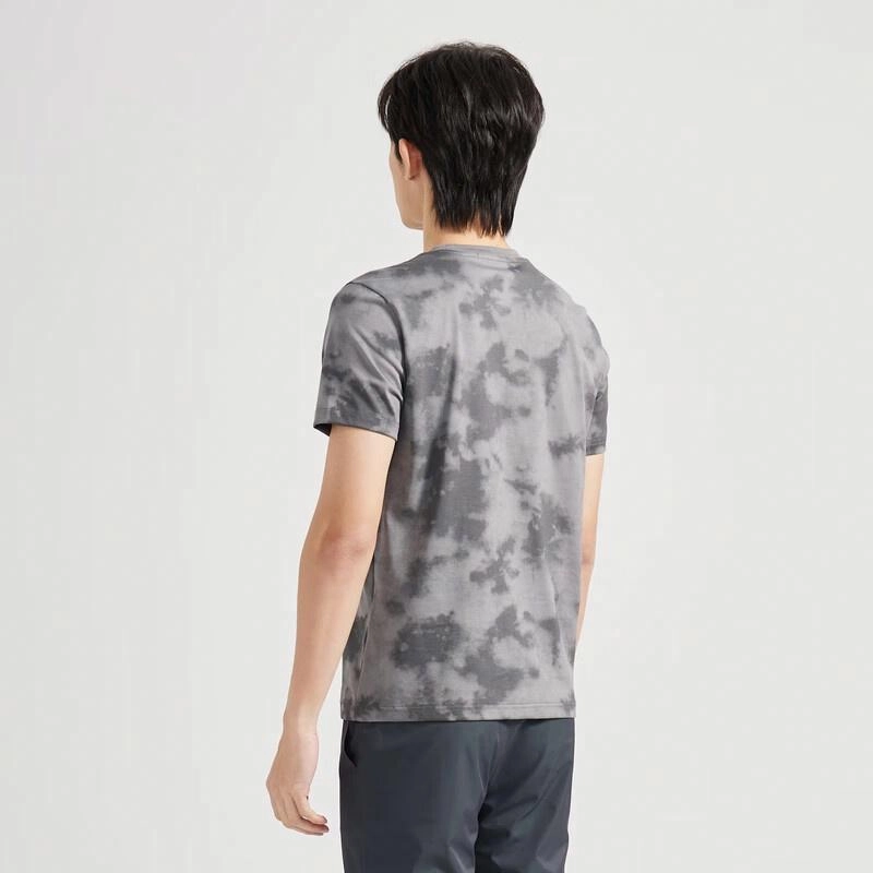 LESS IS MORE T