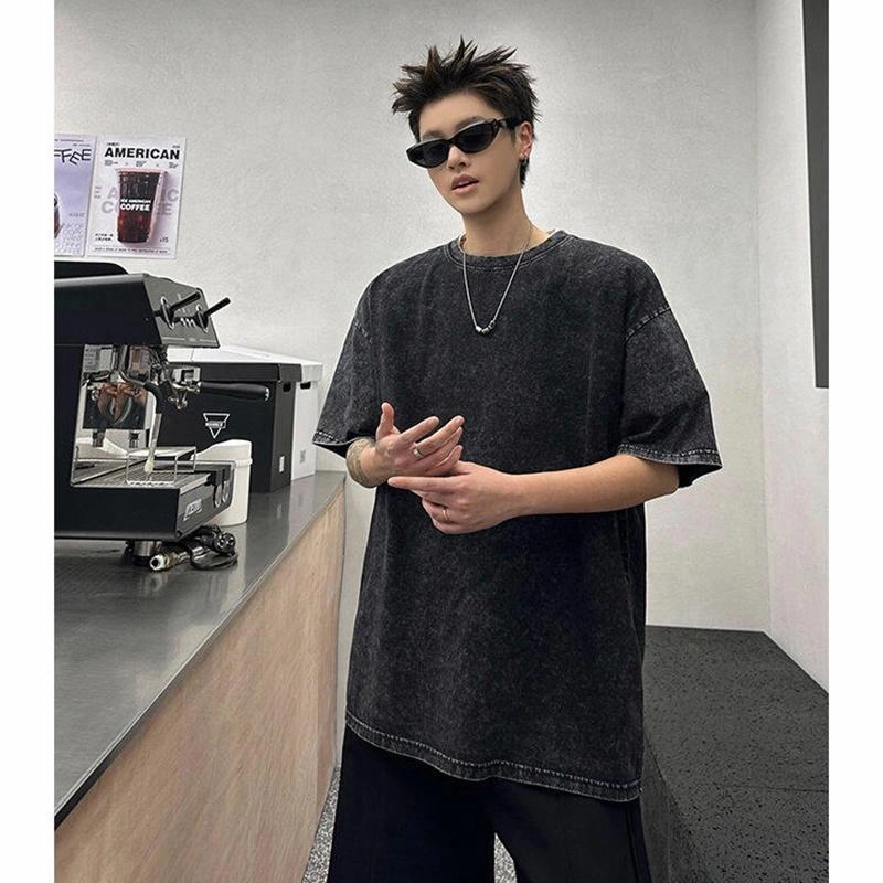 URBAN AUTHENTIC T