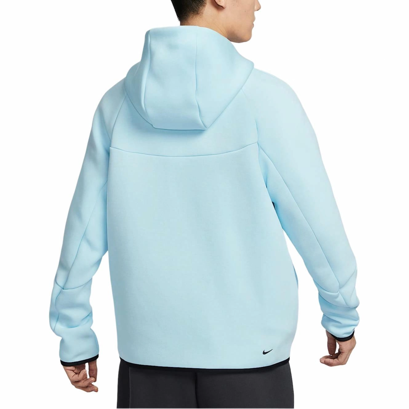 Nike SS25 Tech Windrunner logo