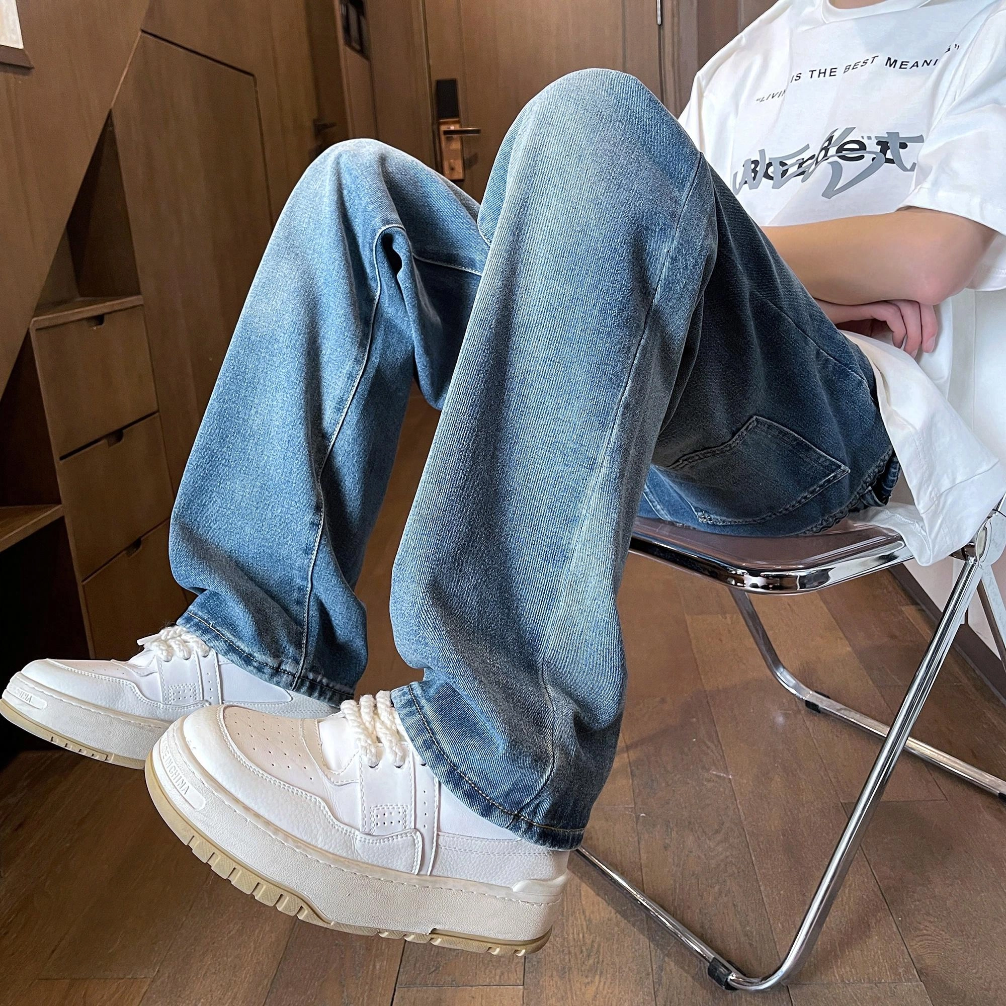 URBAN AUTHENTIC