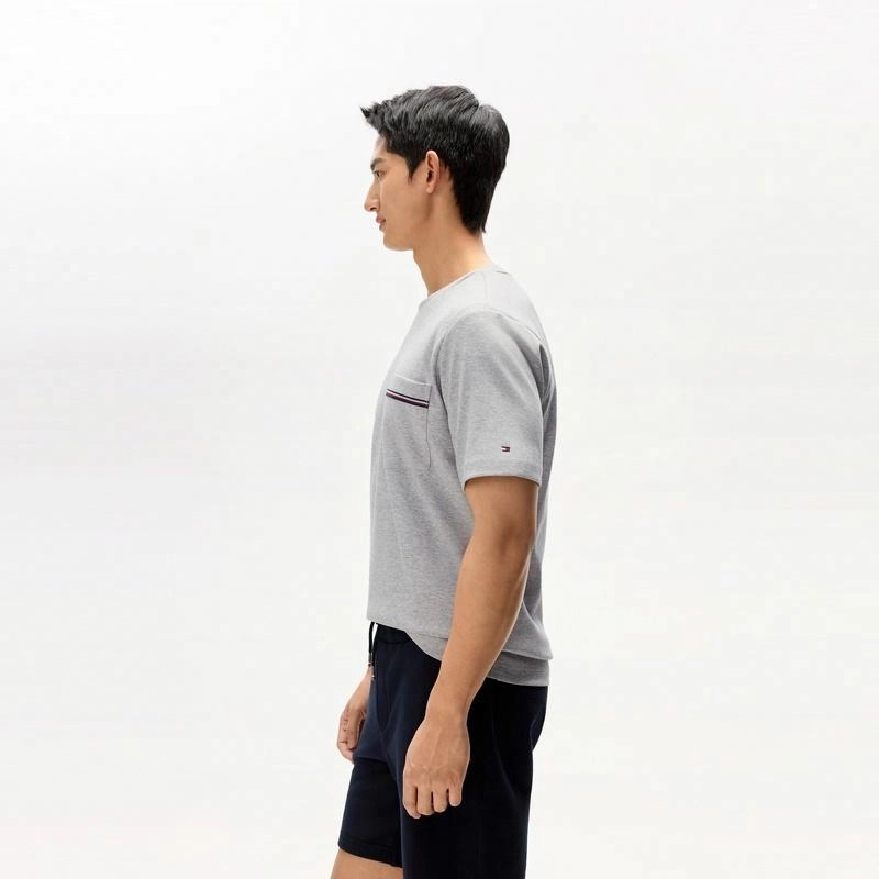 Tommy Hilfiger T