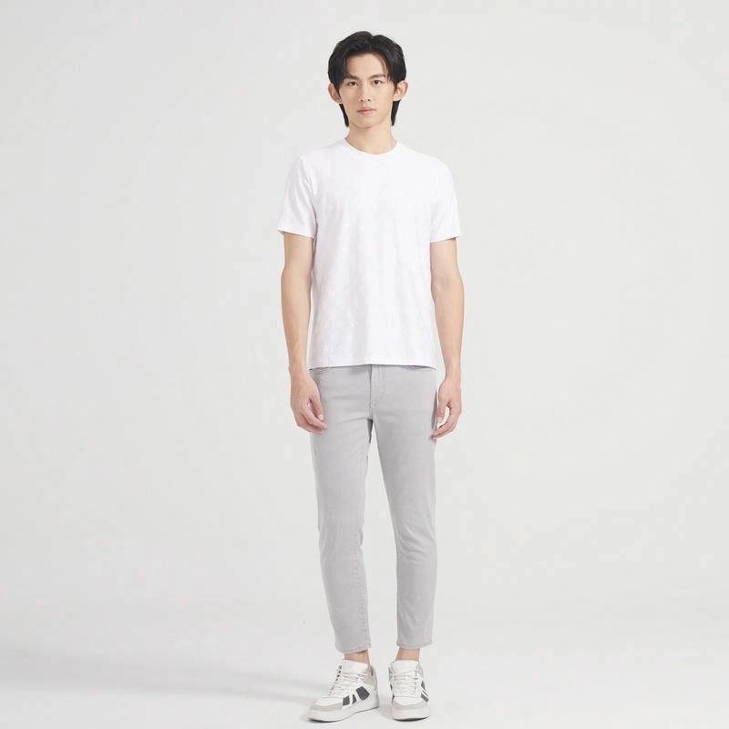 LESS IS MORE T