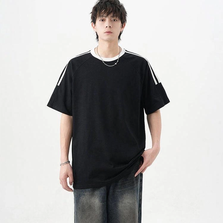 URBAN AUTHENTIC T