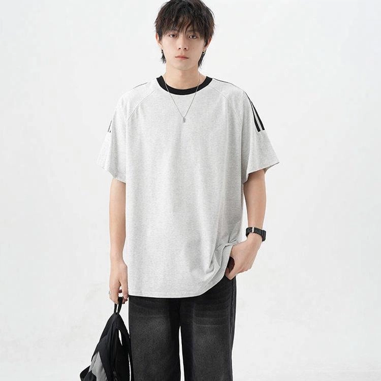 URBAN AUTHENTIC T