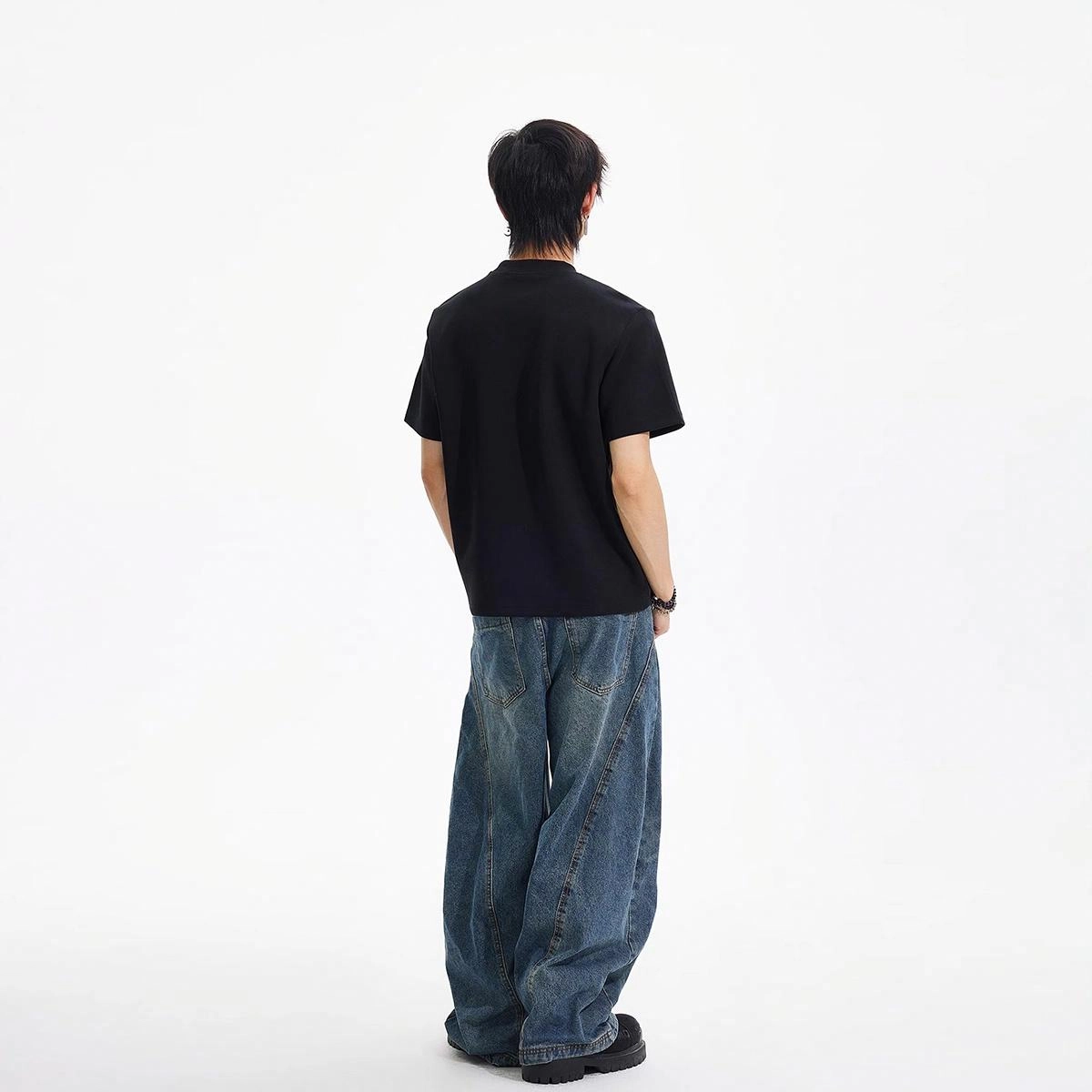 CORNILOT T