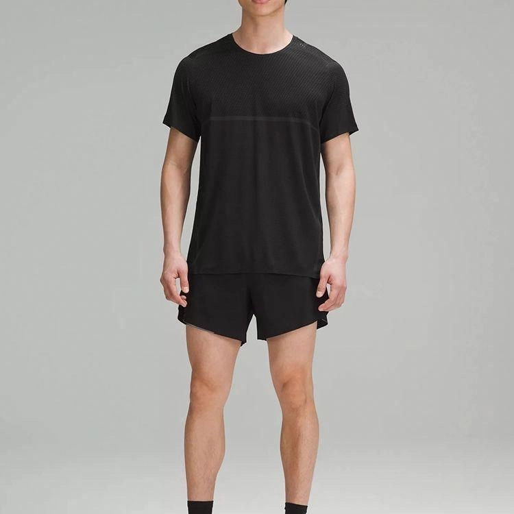 lululemon Fast and Free Breathe Light T