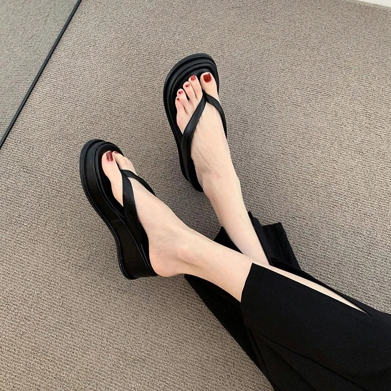 美洲爵士 百搭时尚潮流 静音防臭防磨人字拖鞋 女款