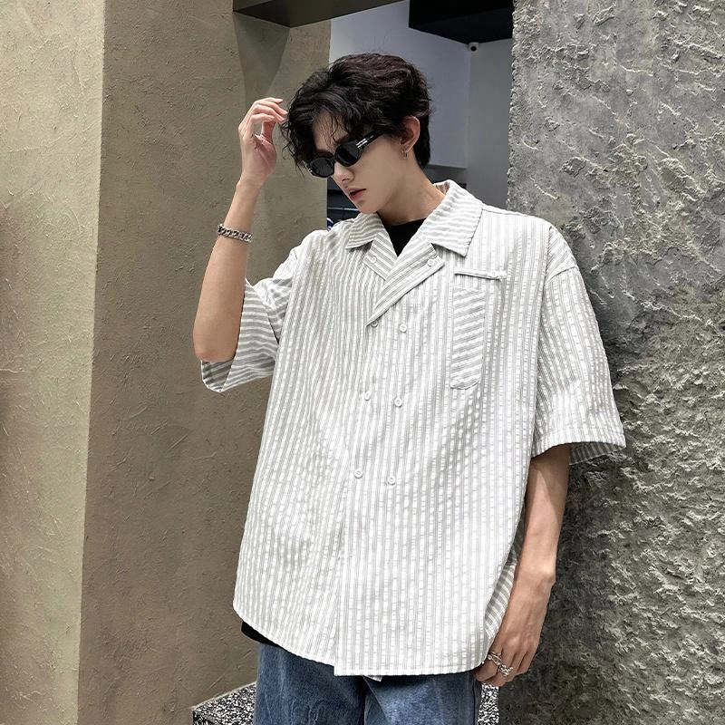 Fakeyoung
