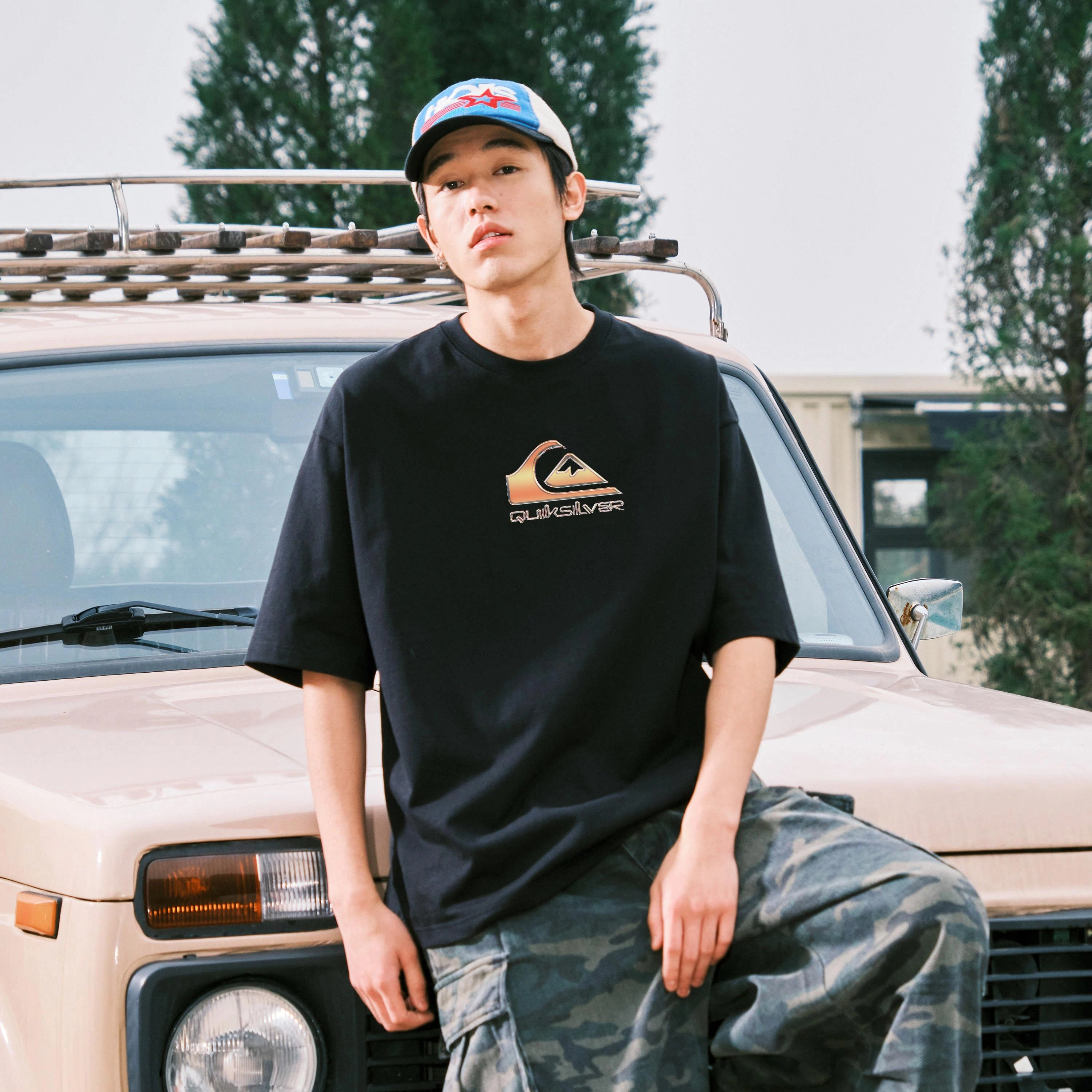 Quiksilver logoT
