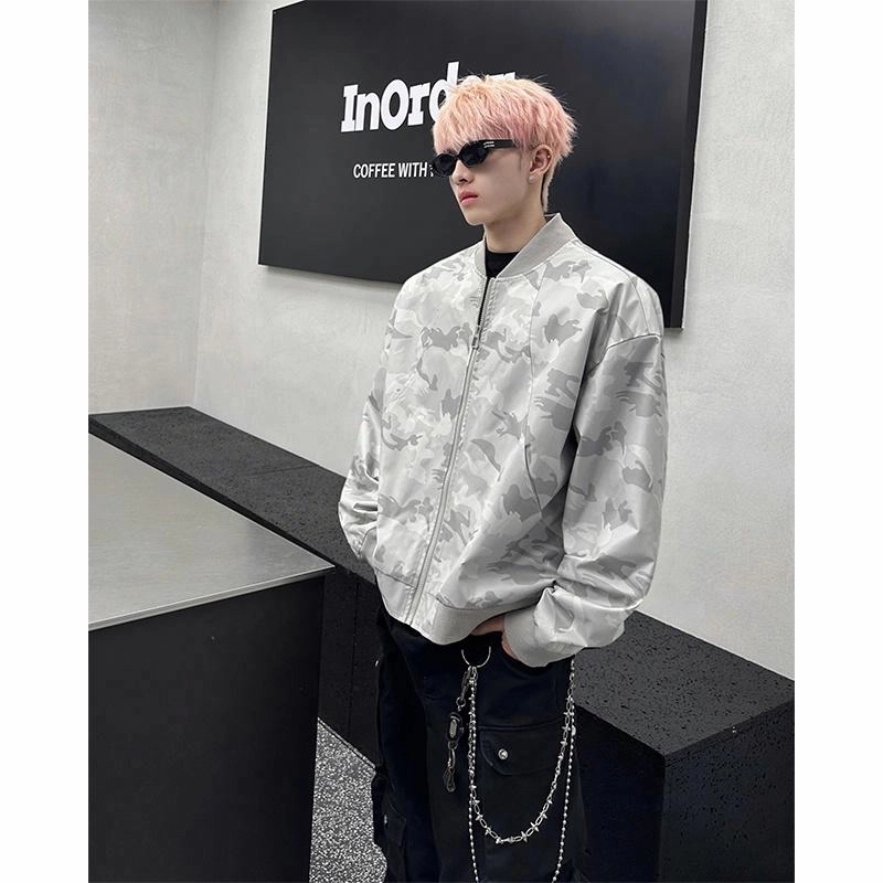 Fakeyoung