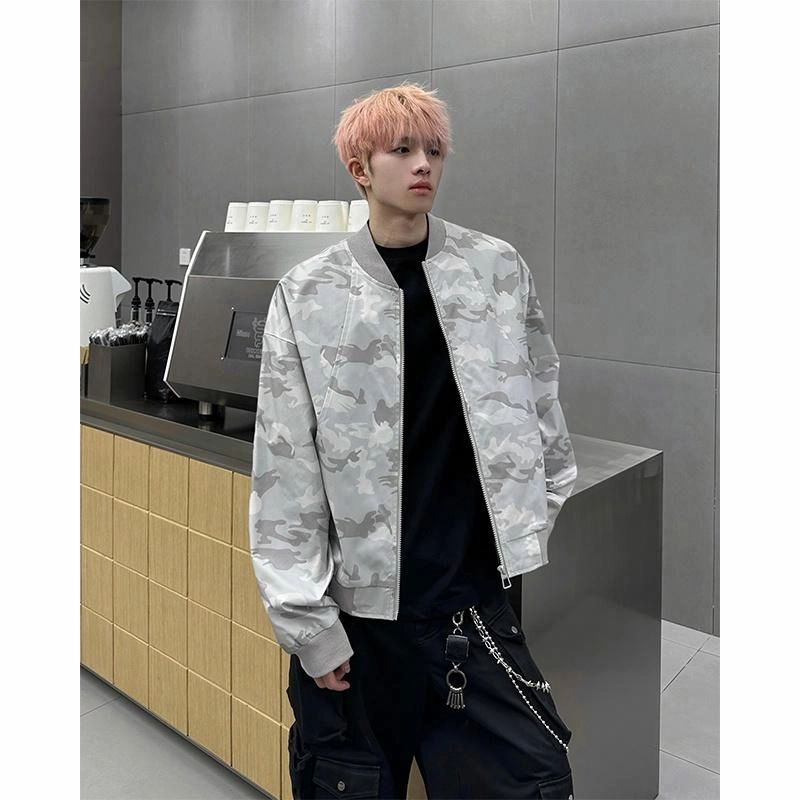 Fakeyoung