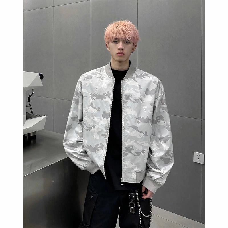 Fakeyoung
