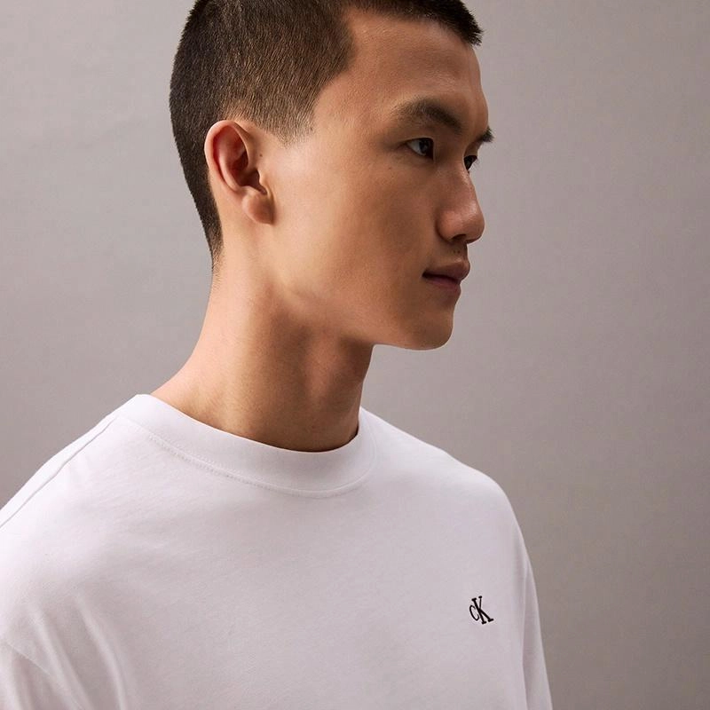 CKCalvin Klein T