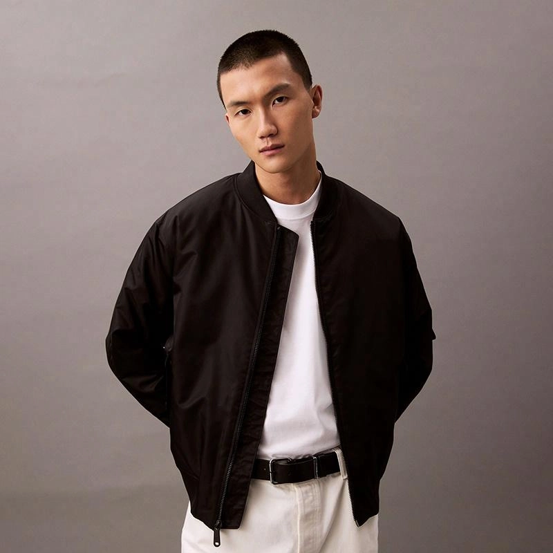 CKCalvin Klein T