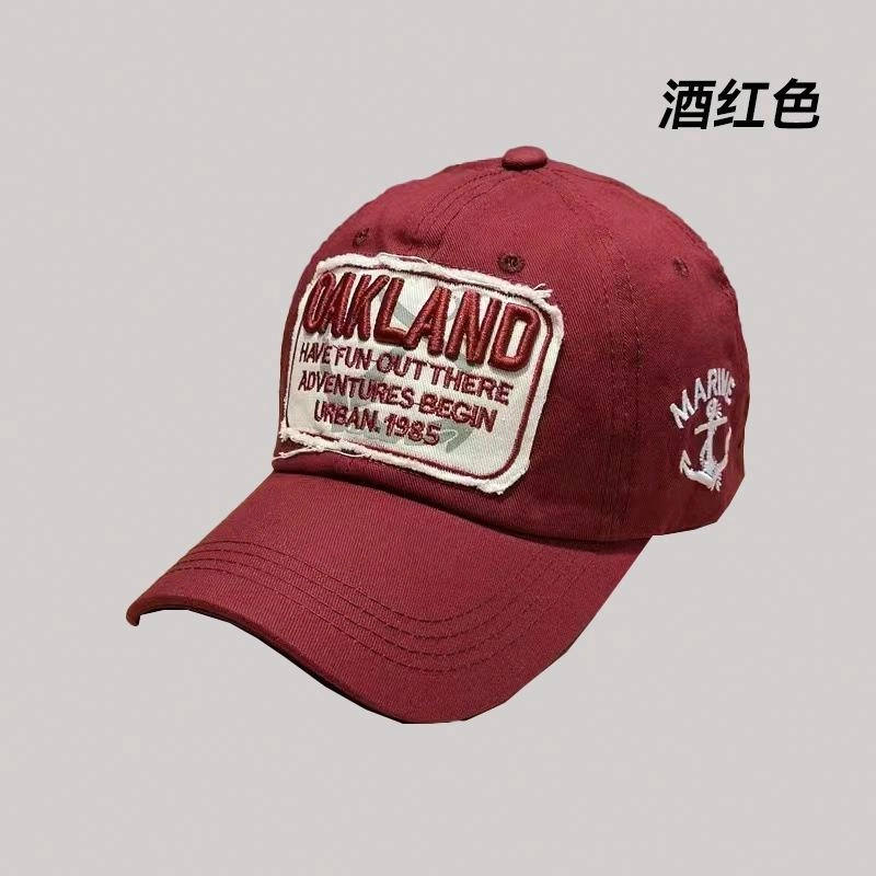 佐闯 美式复古大头围字母百搭红色宽帽檐遮阳显脸小经典刺绣复古时尚 棉 鸭舌帽 男女同款情侣款