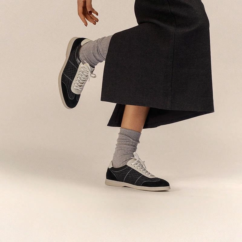 MARLINGEVANS x THOM WILLS