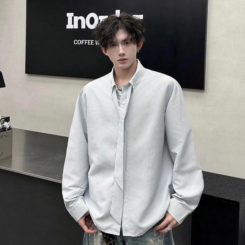 Fakeyoung
