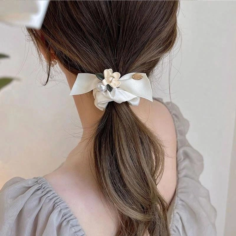 DAISY BEAUTY
