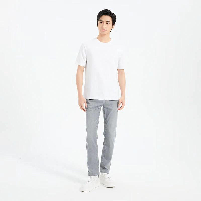 LESS IS MORE T