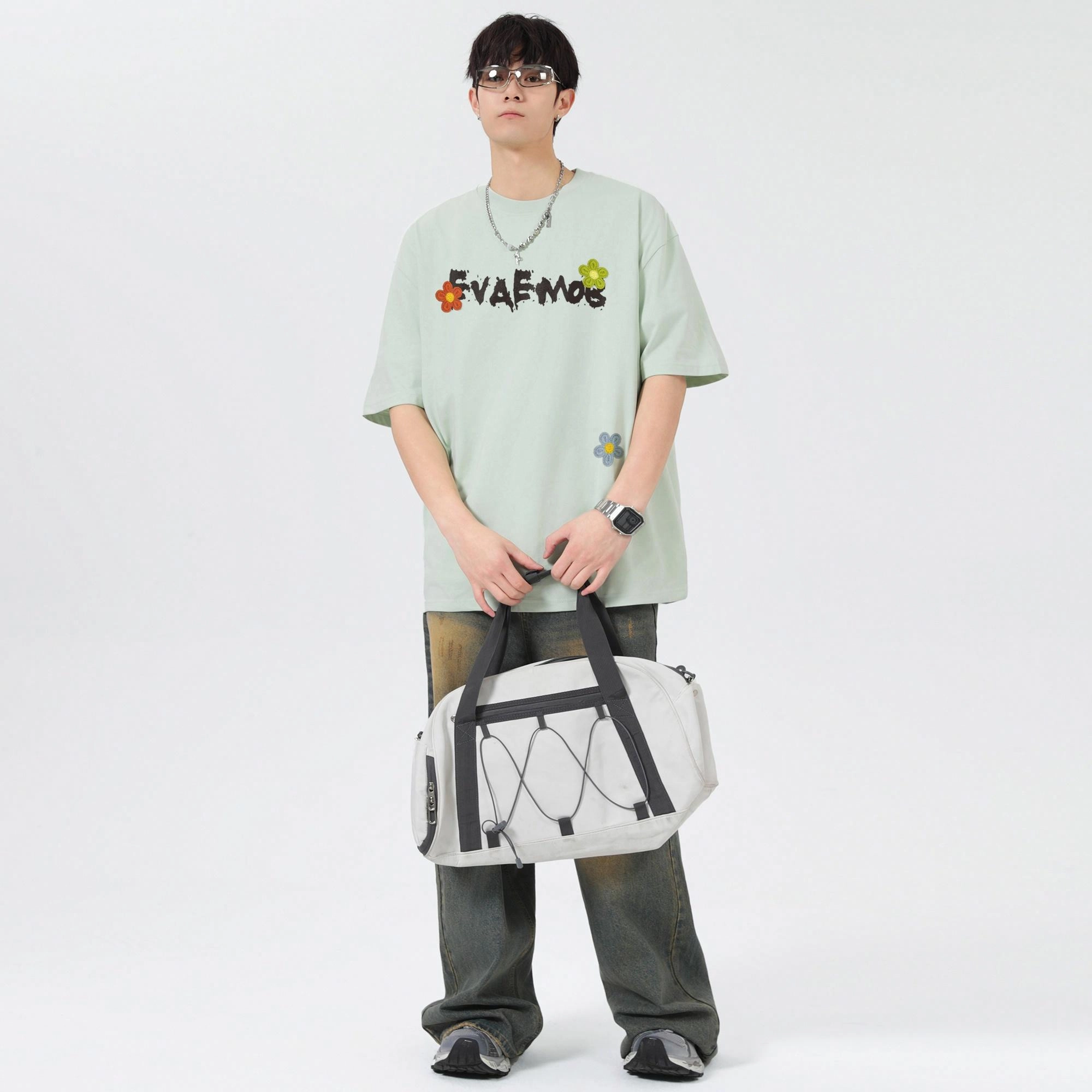 *EVAE+MOB LOGOT