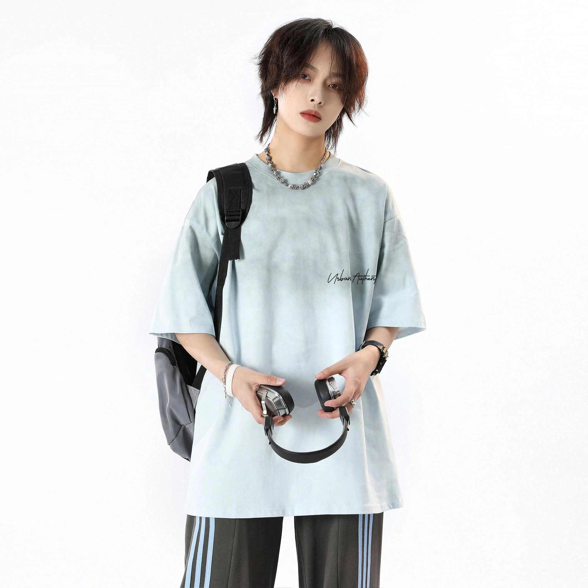 URBAN AUTHENTIC T