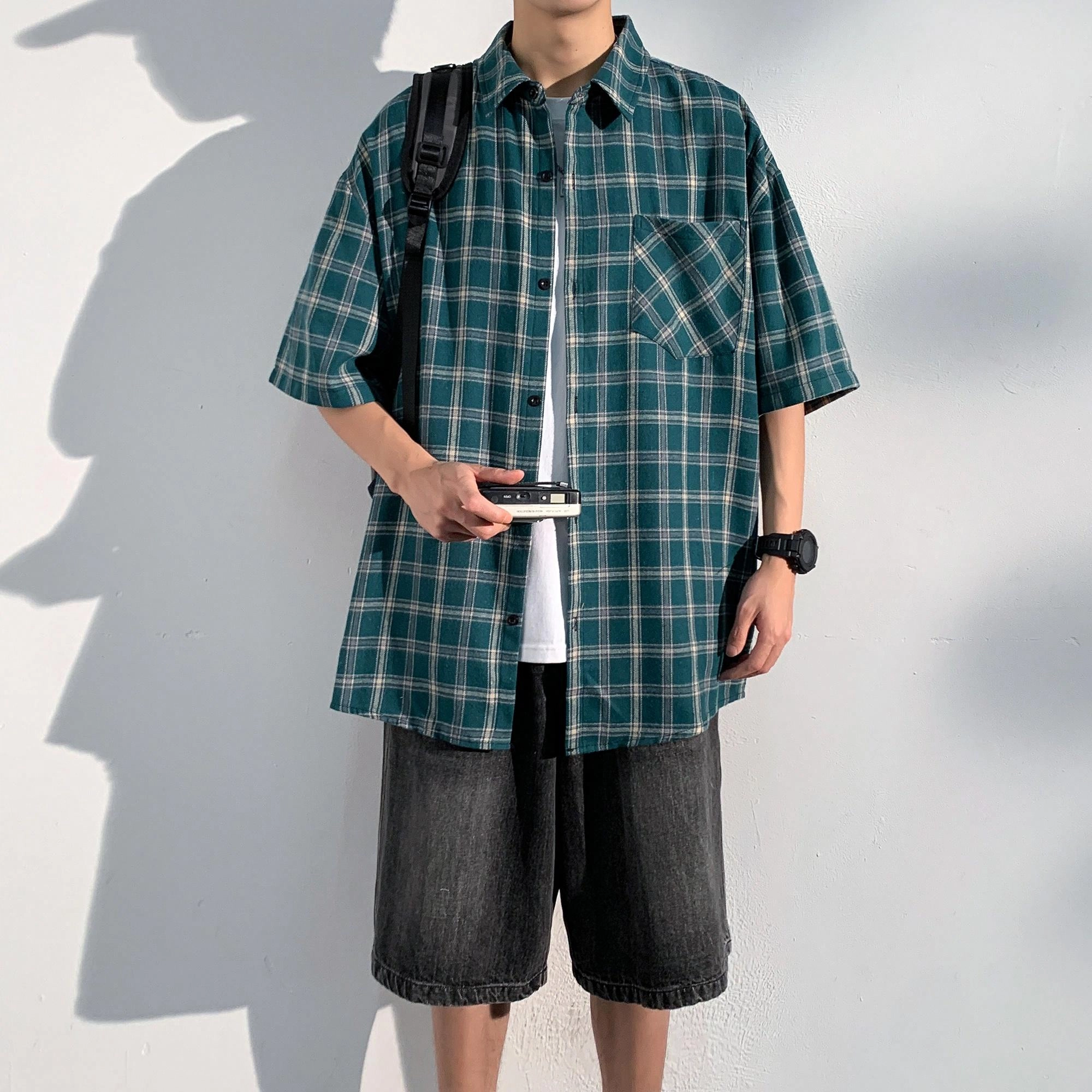 URBAN AUTHENTIC