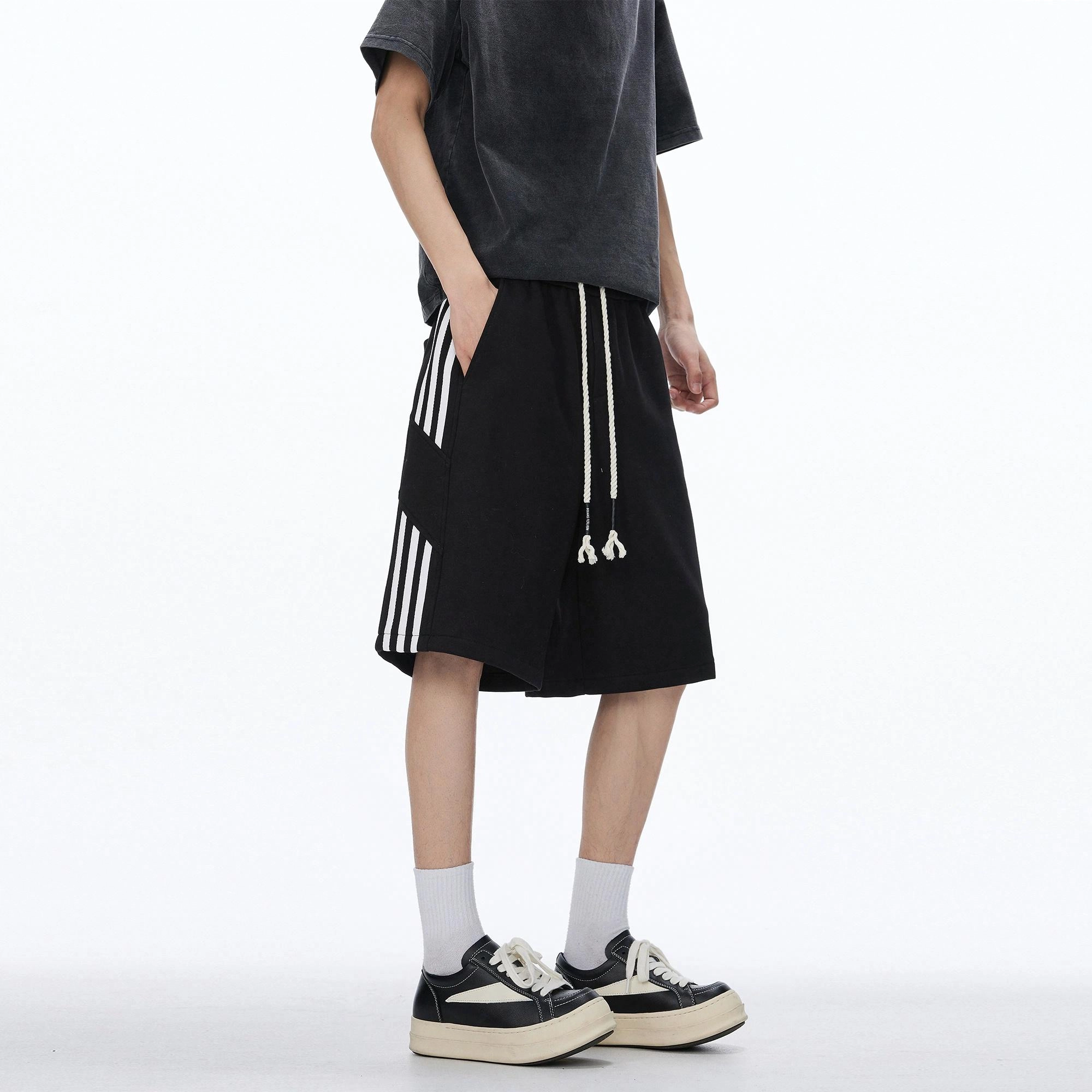 Fakeyoung
