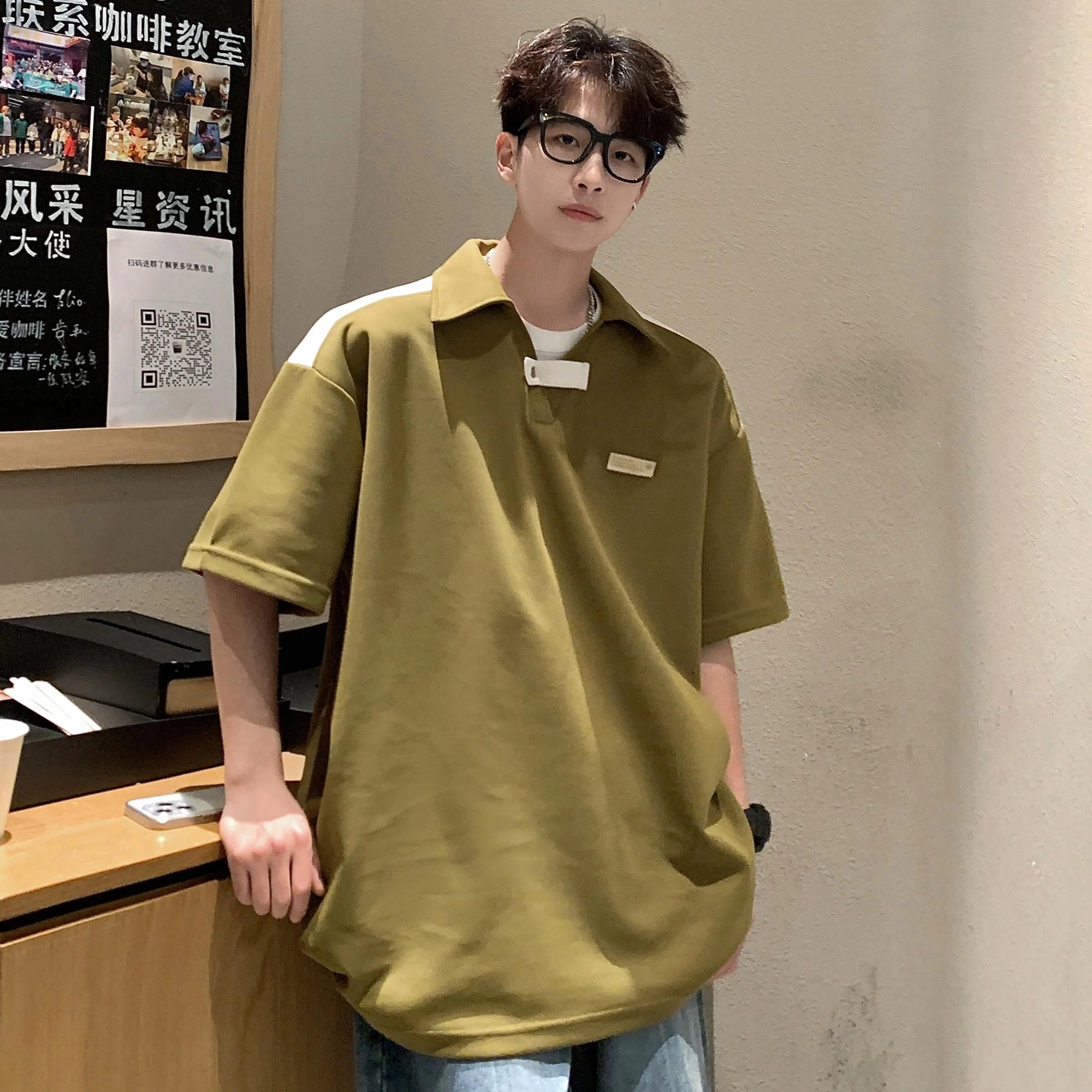 URBAN AUTHENTIC T