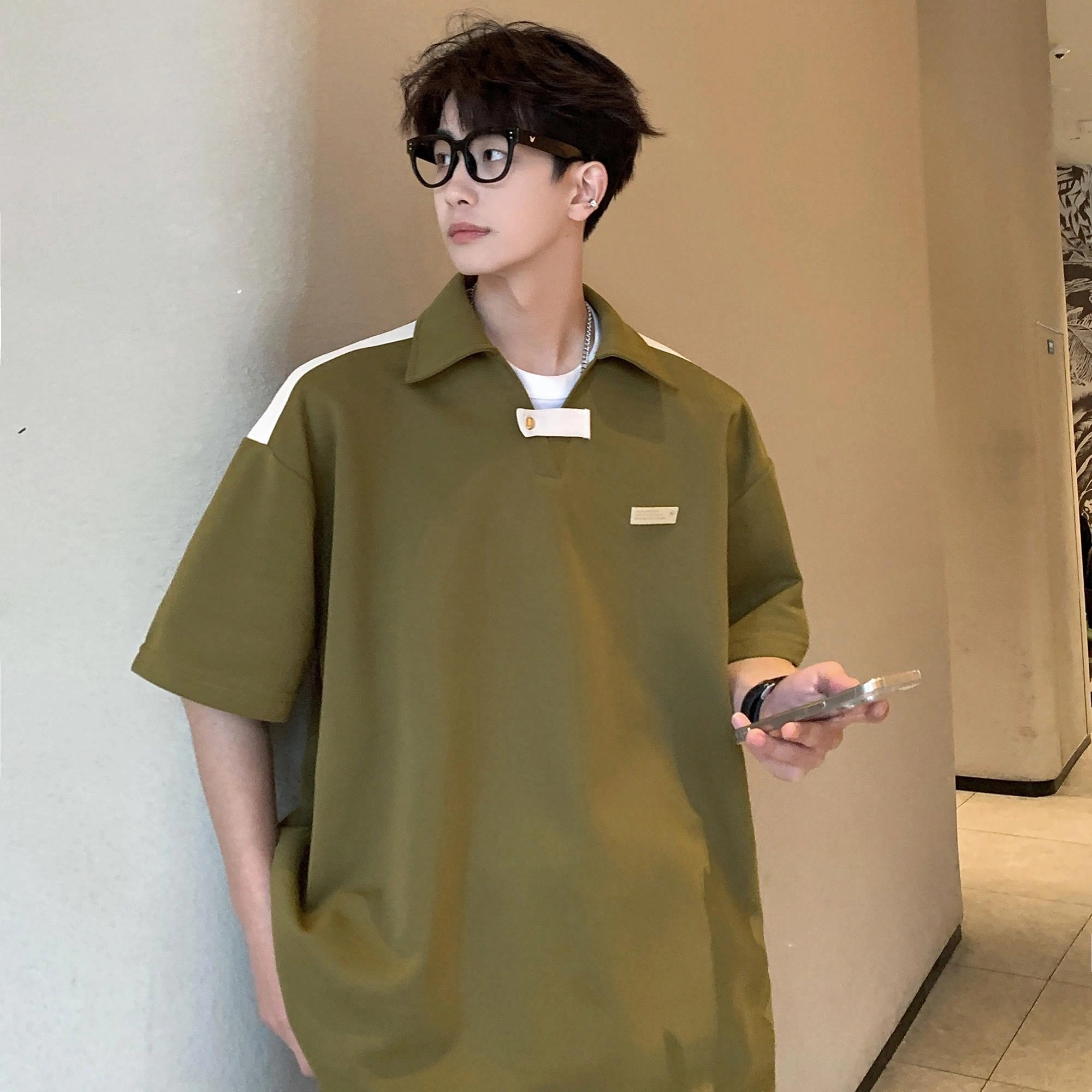 URBAN AUTHENTIC T