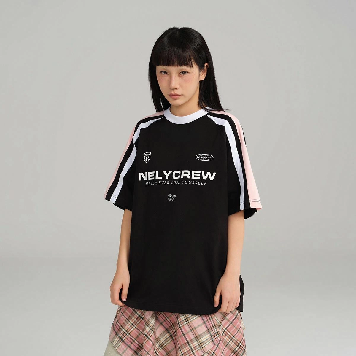 NELY T