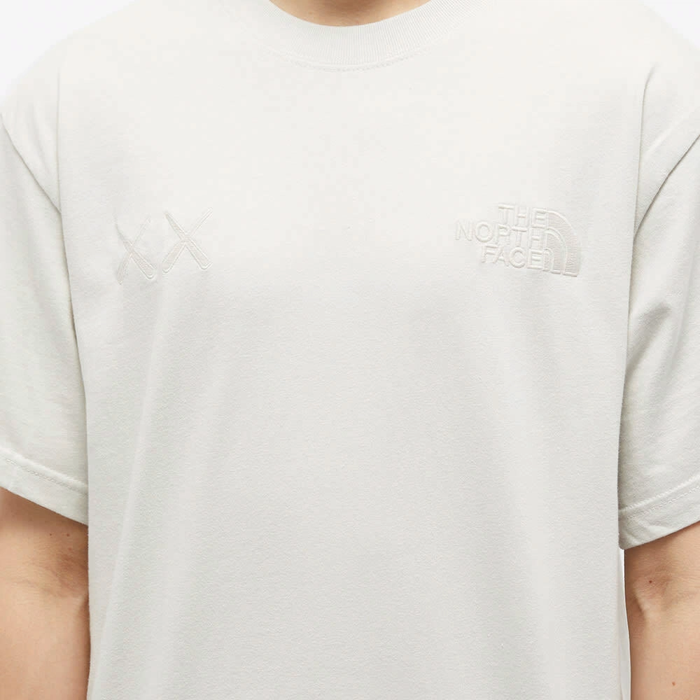 THE NORTH FACE x KAWS T