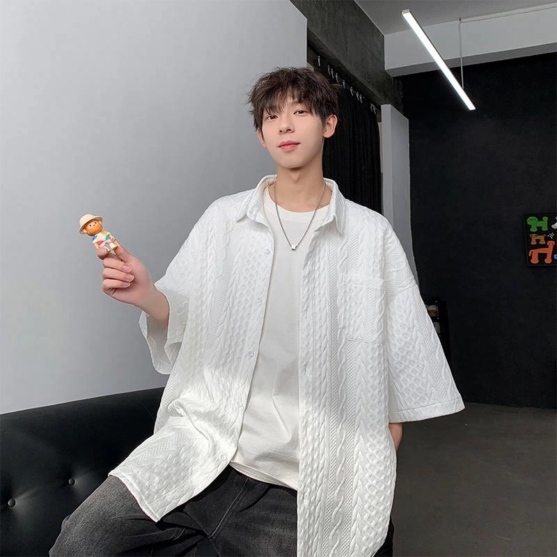 Fakeyoung