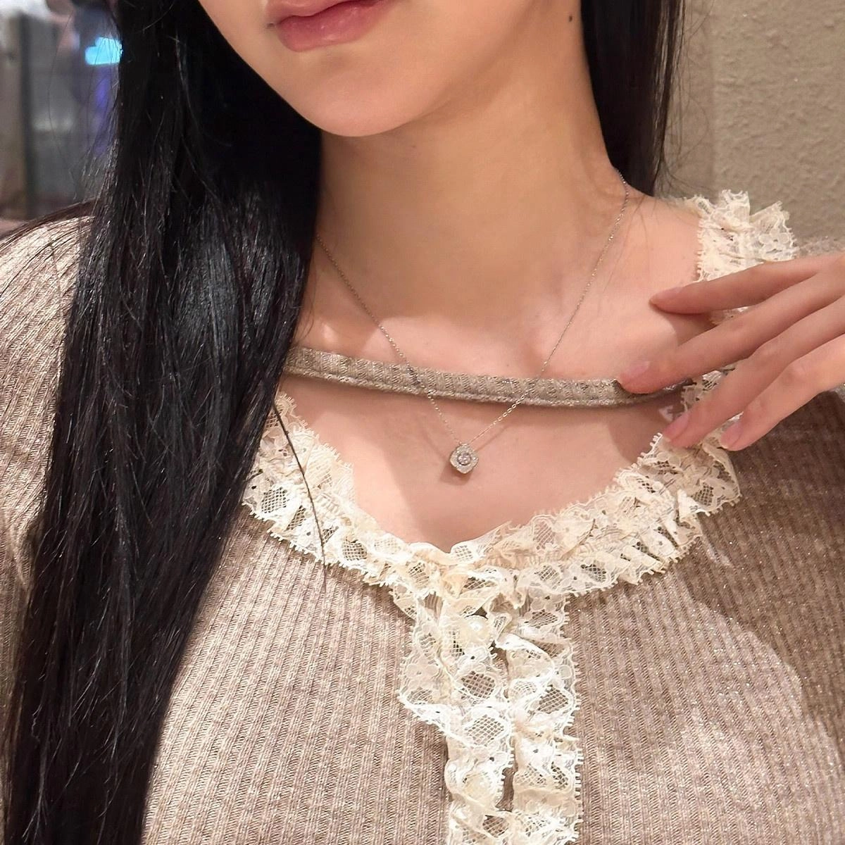 S925