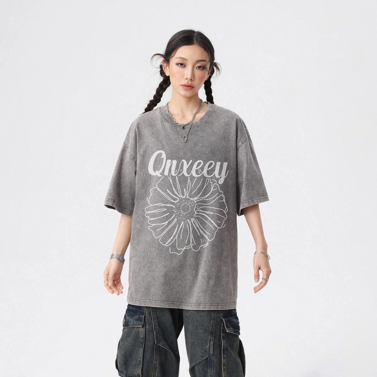 Qnxeey T