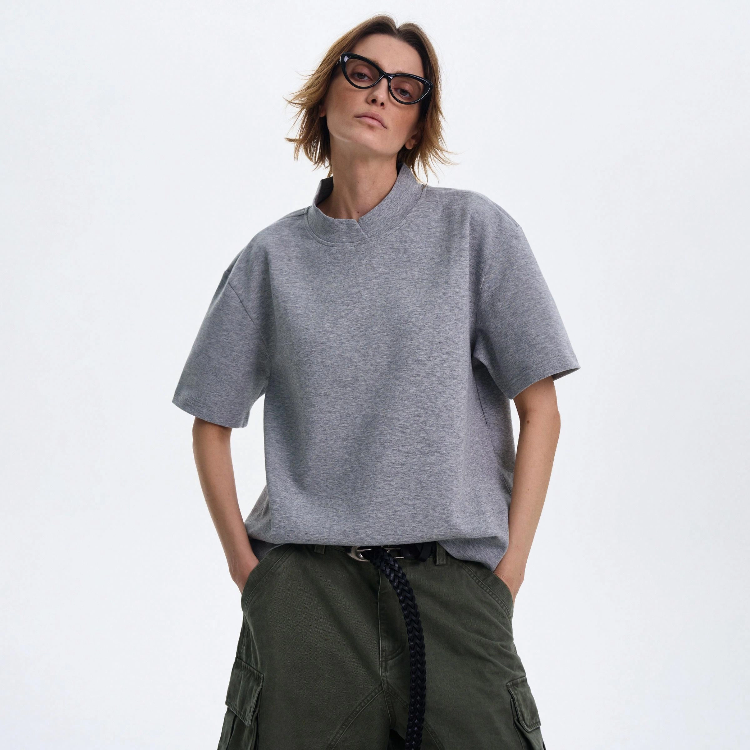 MAD WITCH T