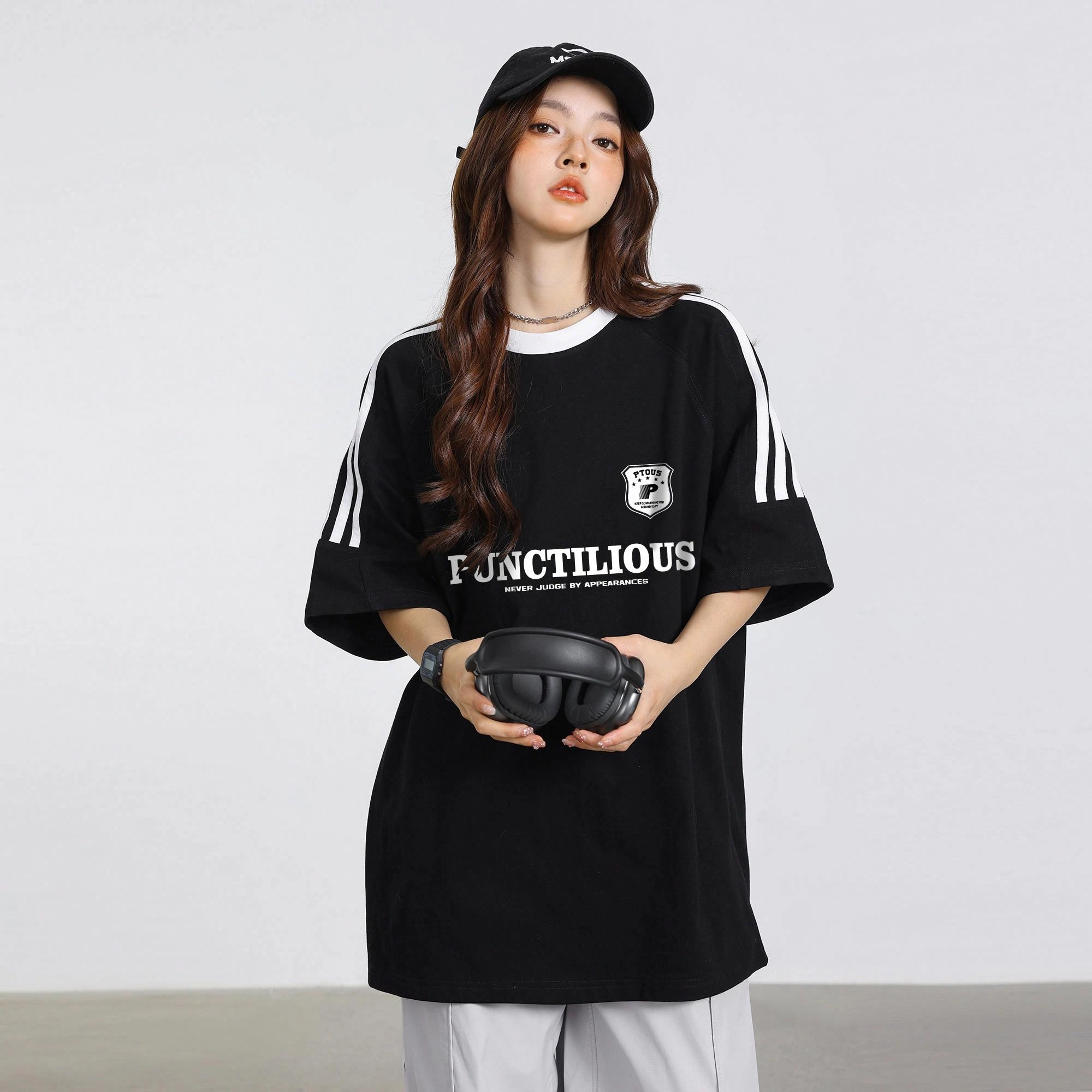 PUNCTILIOUS T