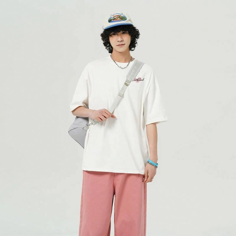 UNthemed T