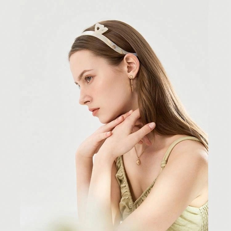 ELLE