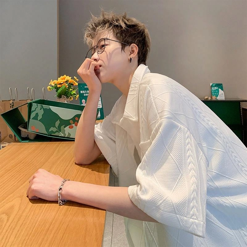 Fakeyoung