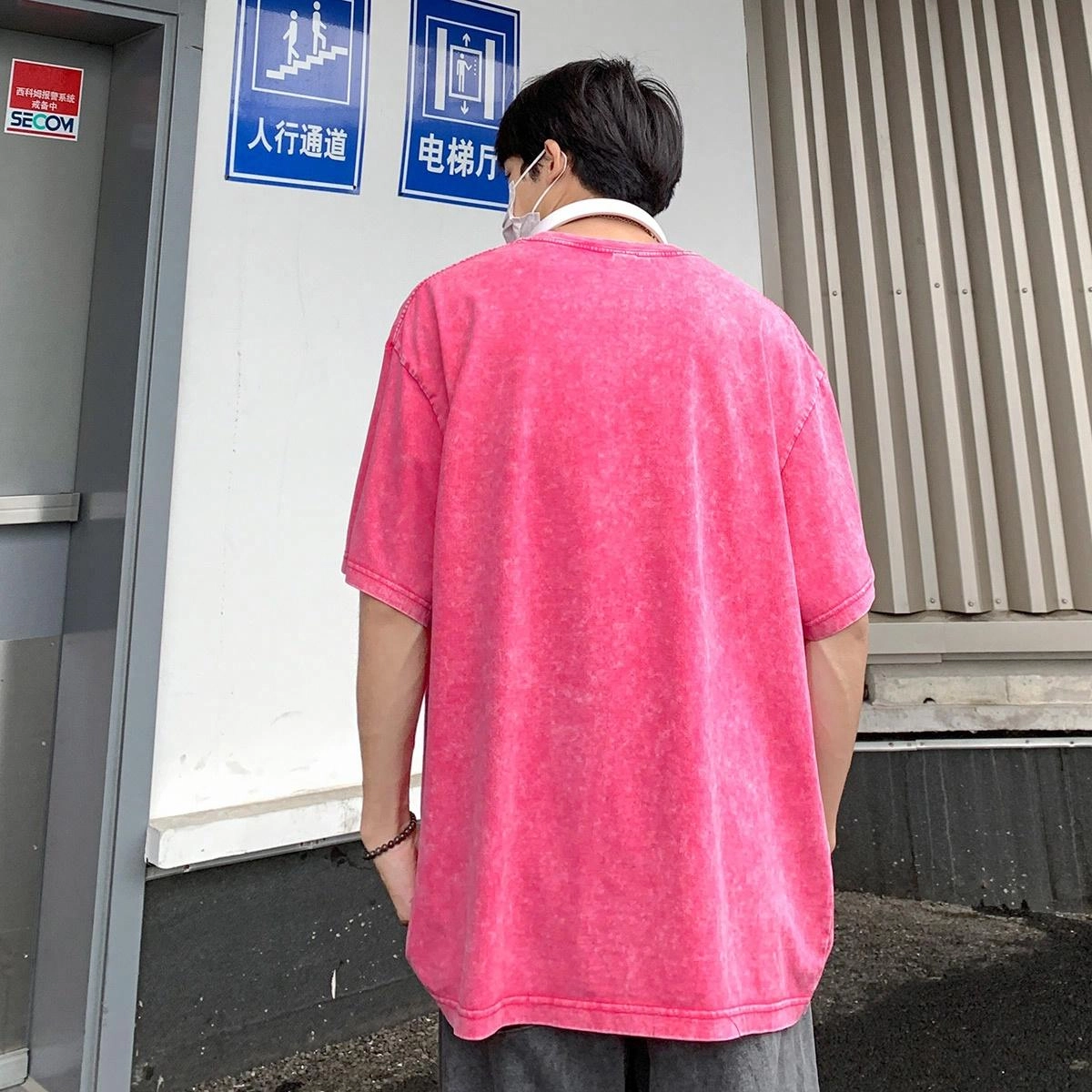 Qnxeey T